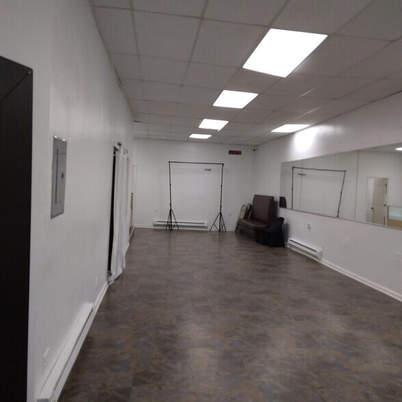 111 Belmont Ave, Brooklyn, NY à louer - Photo intérieure - Image 2 de 11