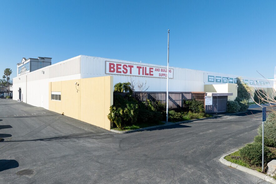 3550 Thomas Rd, Santa Clara, CA à louer - Photo du bâtiment - Image 3 de 7