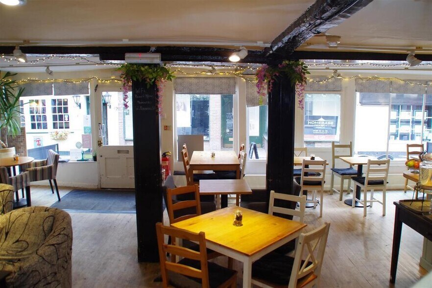 57 St Mary's St, Wallingford à vendre - Photo du bâtiment - Image 2 de 20