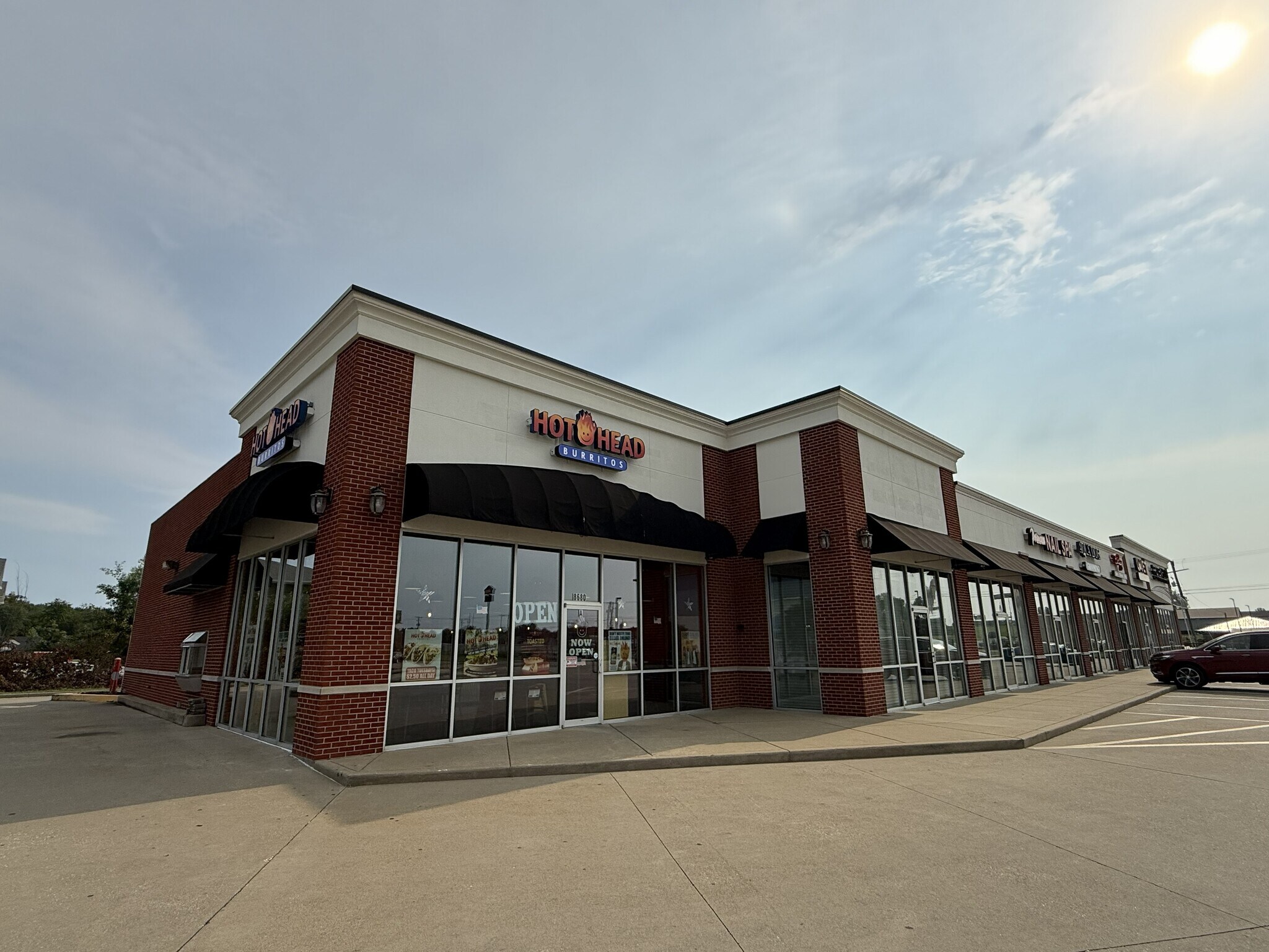 8680 High Point Dr, Newburgh, IN for lease Building Photo- Image 1 of 4