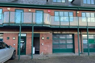 Wilsom Rd, Alton à louer Photo du bâtiment- Image 2 de 2