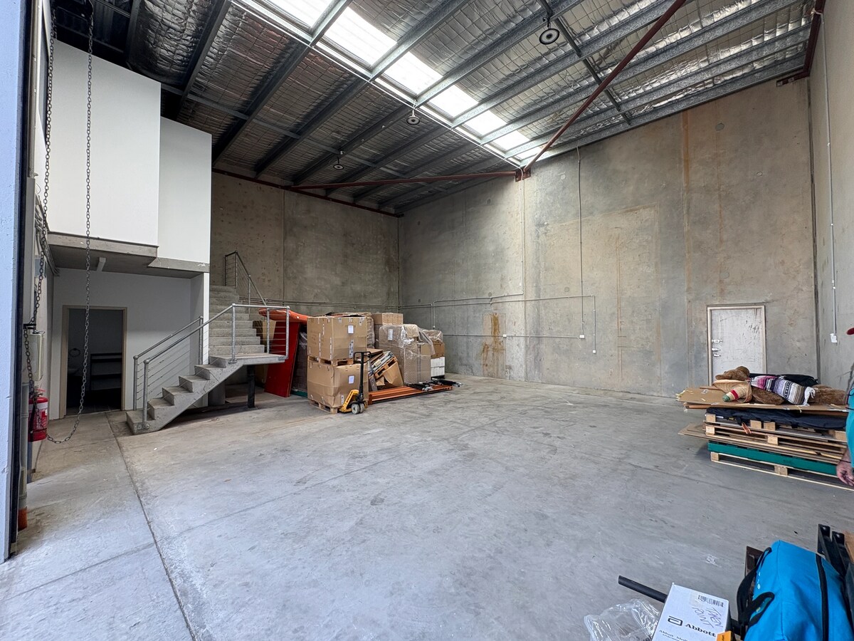 7-9 Production Rd, Taren Point, NSW 2229 - Unit 19 - - Interior Photo - Image 1 of 3