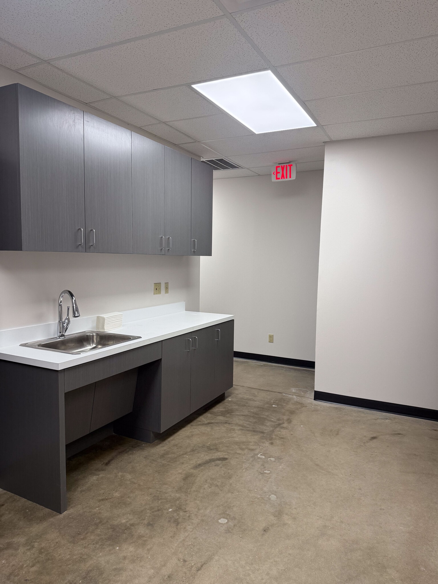 2010 Centimeter Cir, Austin, TX for lease Interior Photo- Image 1 of 6