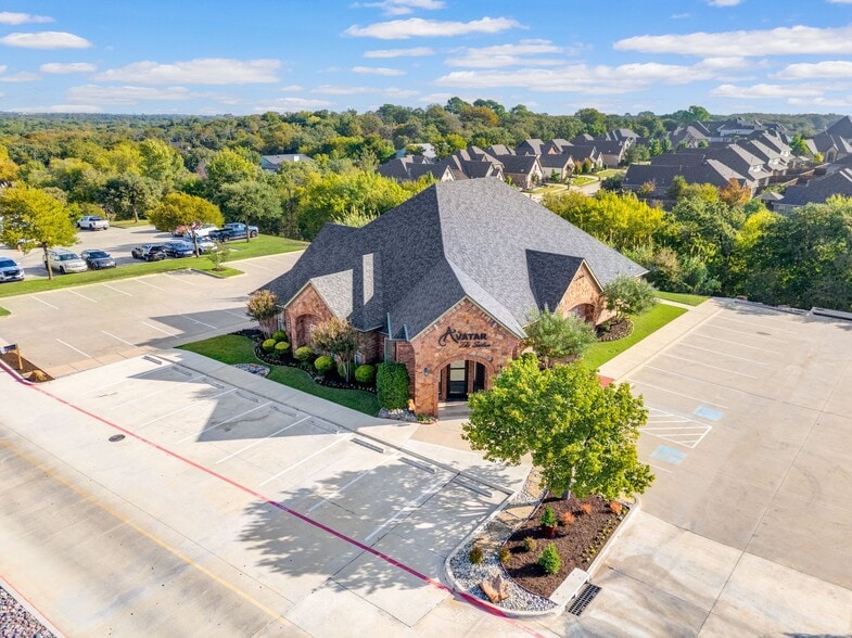 8624 Davis Blvd, North Richland Hills, TX à louer - Photo du bâtiment - Image 2 de 12
