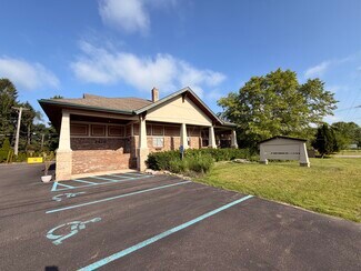 Plus de détails pour 2400 Union Lake Rd, Commerce Township, MI - Médical à louer