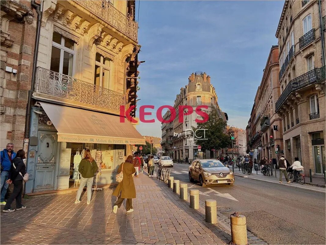 Office in Toulouse for lease Building Photo- Image 1 of 11