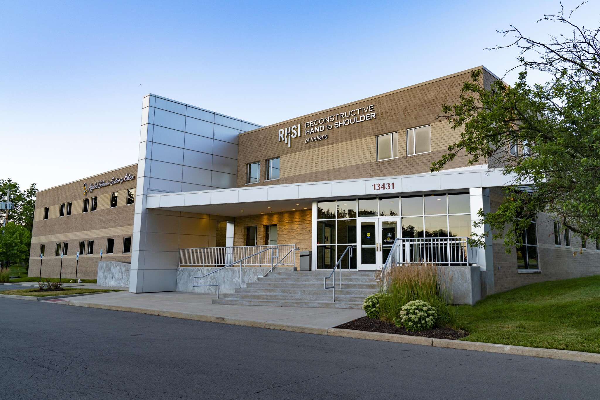 13431 Old Meridian St, Carmel, IN for lease Primary Photo- Image 1 of 7