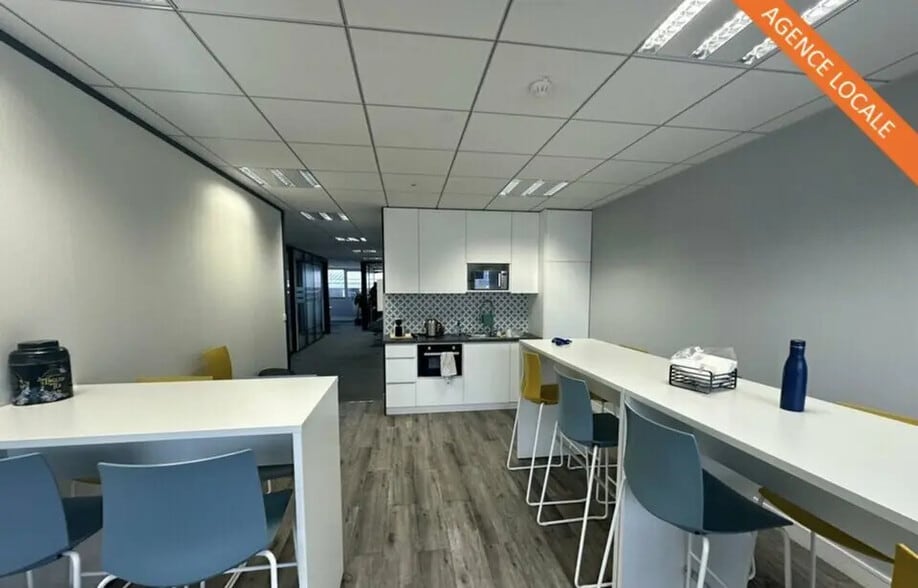 Bureau dans FOURQUEUX à louer - Photo intérieure - Image 3 de 5