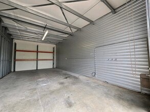 16-180 Mikahala Pl, Keaau, HI for lease Building Photo- Image 2 of 4