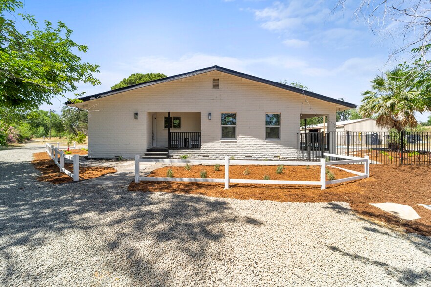 15595 State Highway 16, Capay, CA à vendre - Photo du bâtiment - Image 2 de 71