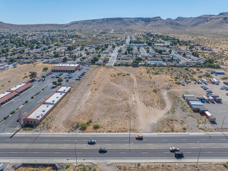 4085 Stockton Hill Rd, Kingman, AZ for sale - Building Photo - Image 3 of 14