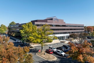 Plus de détails pour 381 Elden St, Herndon, VA - Bureau à louer