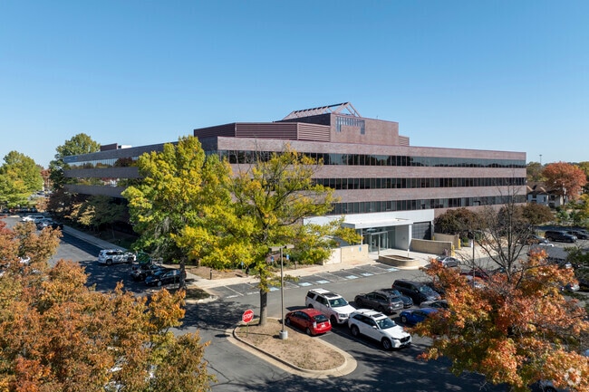 More details for 381 Elden St, Herndon, VA - Office for Lease