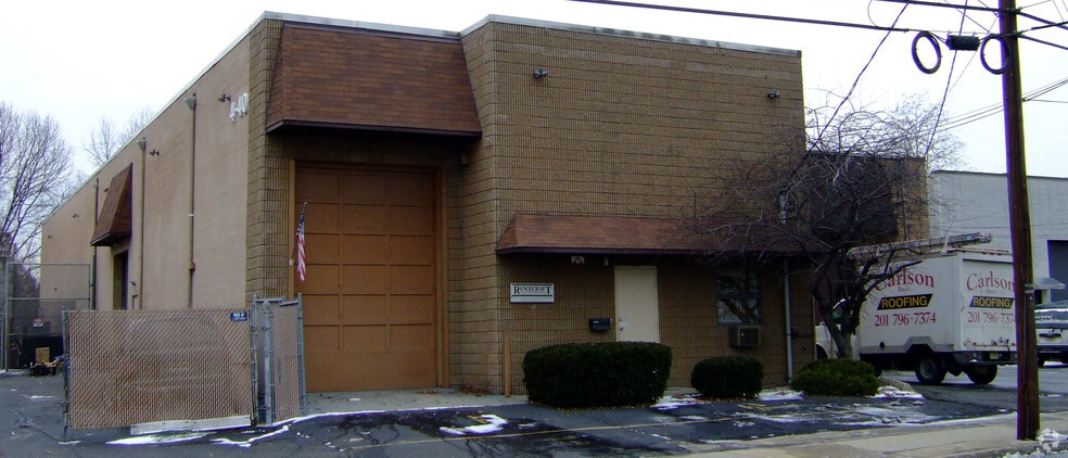 440 Banta Pl, Fair Lawn, NJ for lease - Primary Photo - Image 2 of 4