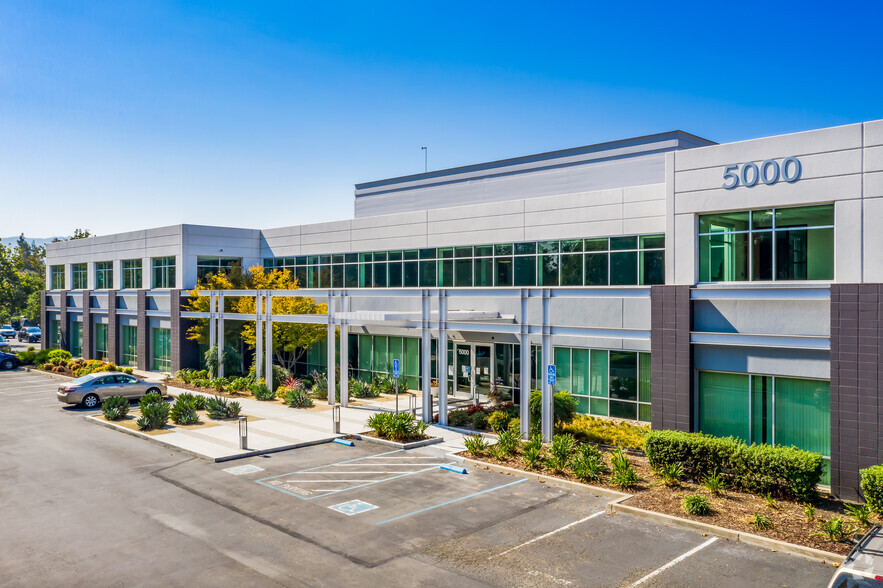 5000 Franklin Dr, Pleasanton, CA for lease - Building Photo - Image 1 of 5