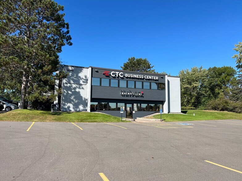 14391 Edgewood Dr, Baxter, MN à louer - Photo du bâtiment - Image 2 de 5