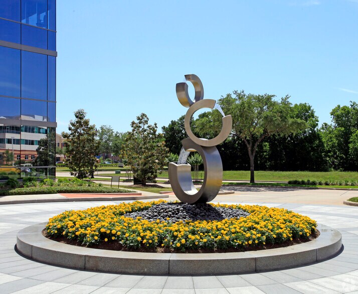 3 Sugar Creek Center Blvd, Sugar Land, TX à louer - Photo du bâtiment - Image 3 de 21