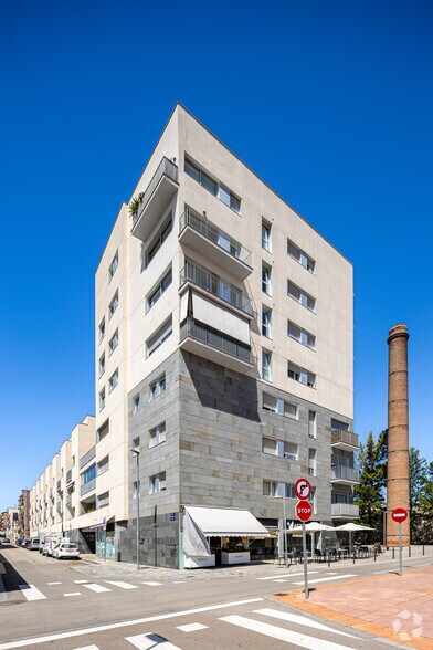 Carrer del Pare Font, Terrassa, Barcelona à vendre - Photo du bâtiment - Image 3 de 5