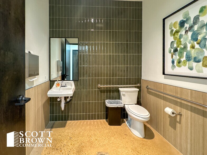 2449 Fort Worth Dr, Denton, TX à louer - Photo intérieure - Image 3 de 9
