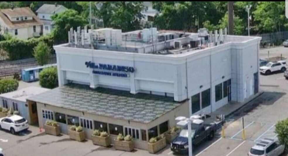 150 Greaves Ln, Staten Island, NY à louer - Photo du bâtiment - Image 2 de 8