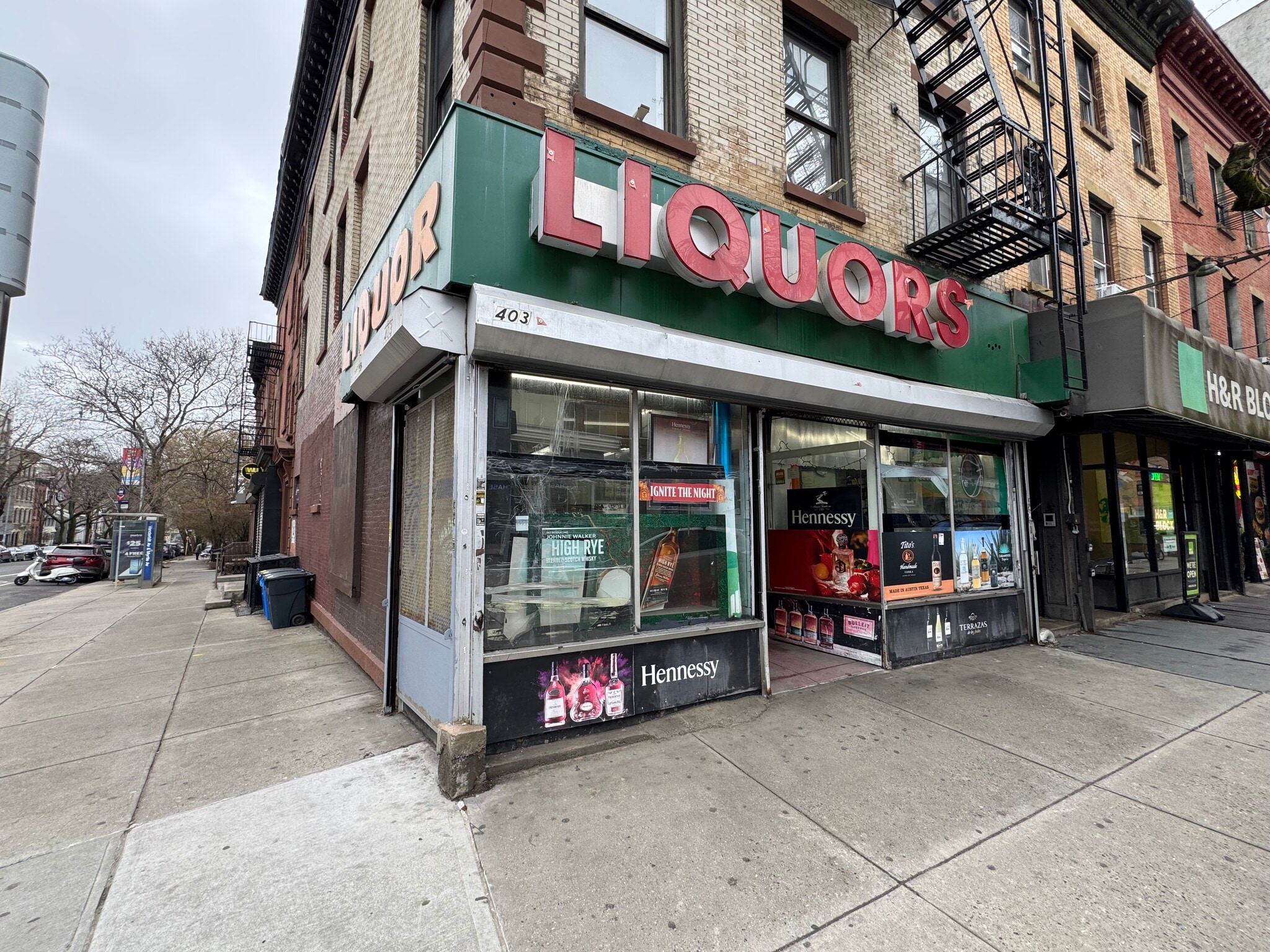 403 Myrtle Ave, Brooklyn, NY for lease Interior Photo- Image 1 of 9