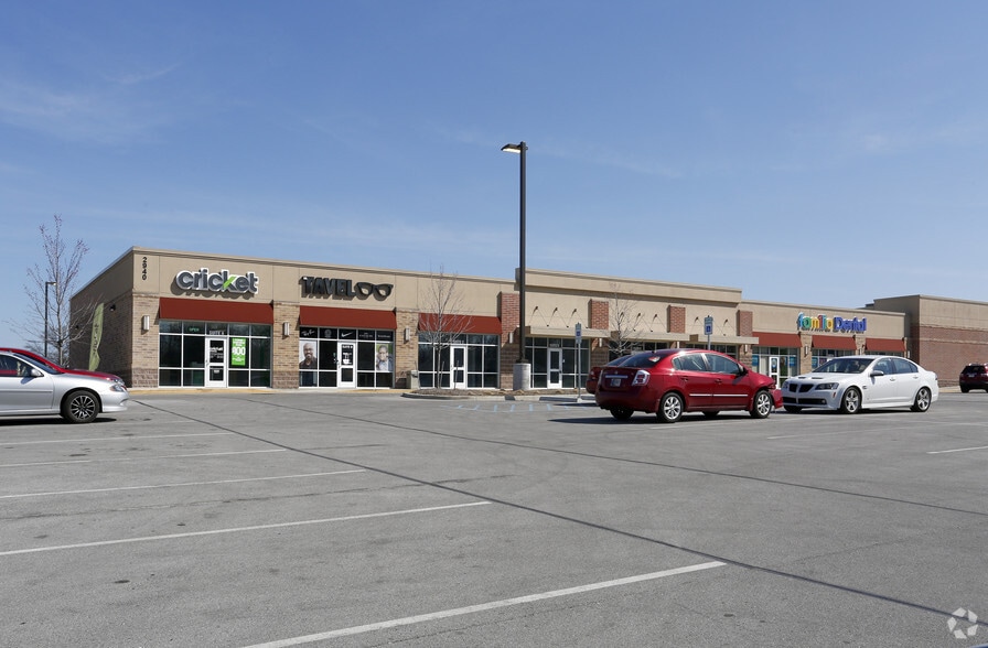 2930 E 38th St, Indianapolis, IN for lease - Primary Photo - Image 2 of 3