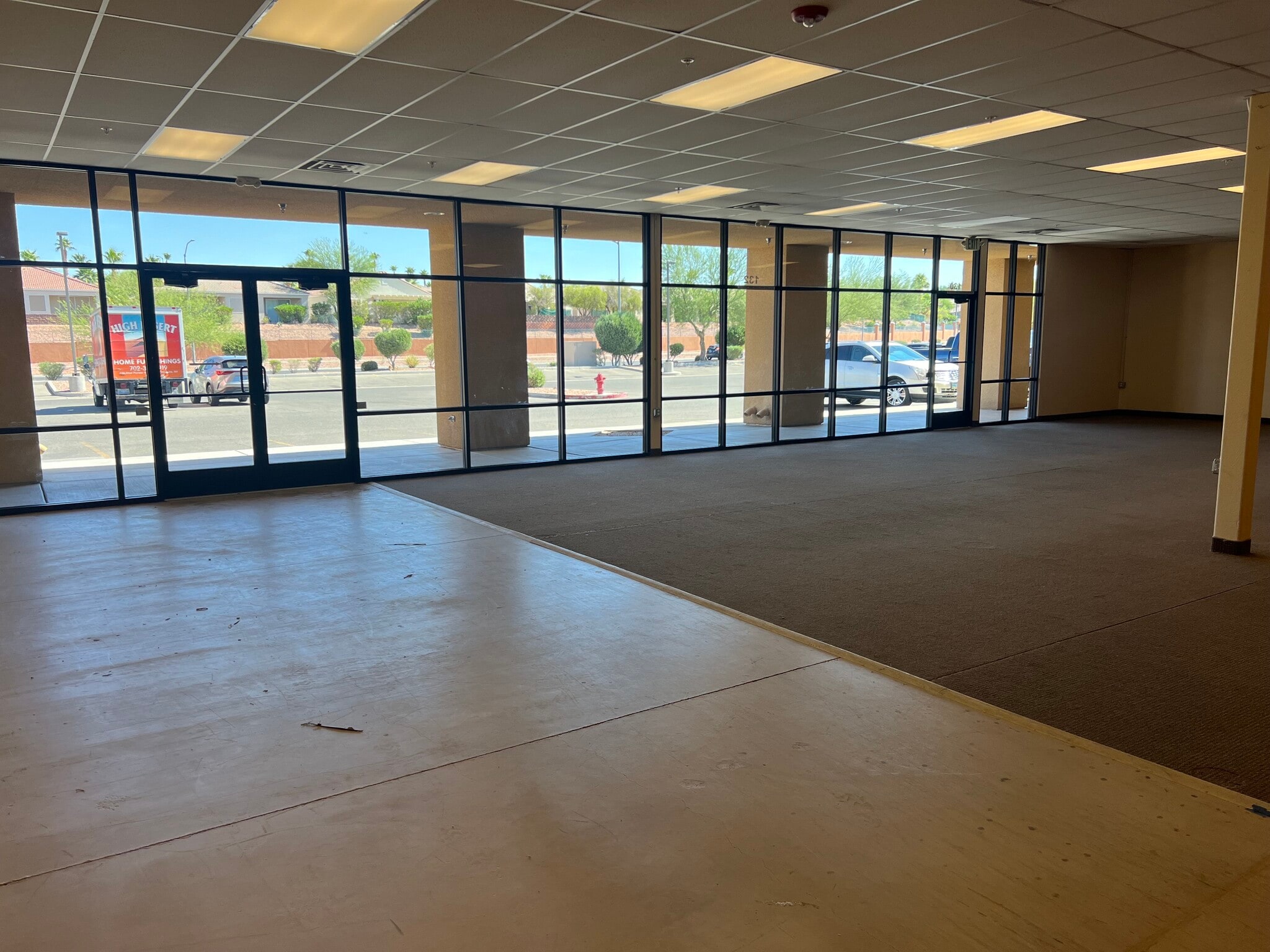 550-570 W Pioneer Blvd, Mesquite, NV à louer Photo intérieure- Image 1 de 5