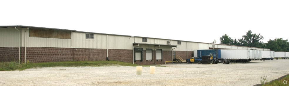 201 Aero Ct, Greensboro, NC for lease - Building Photo - Image 2 of 3