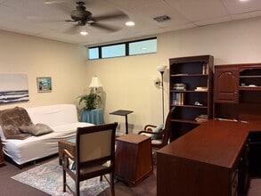 1825 Forest Hill Blvd, West Palm Beach, FL for lease Interior Photo- Image 1 of 22