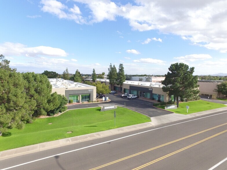 1817 S Horne, Mesa, AZ à louer - Photo du bâtiment - Image 2 de 7