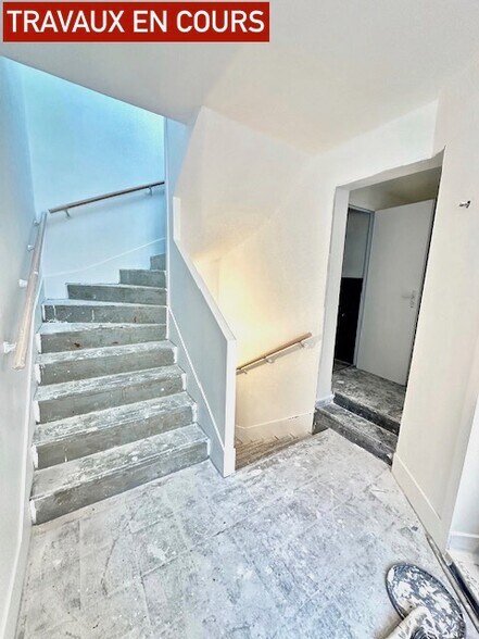 2 Rue de la Roquette, Paris à louer - Photo du bâtiment - Image 3 de 4