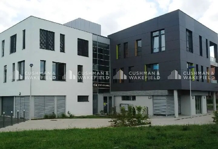 Office in Strasbourg for sale - Building Photo - Image 1 of 11