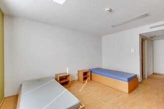 Plus de détails pour 5121 Raytown Rd, Kansas City, MO - Soins de santé à vendre