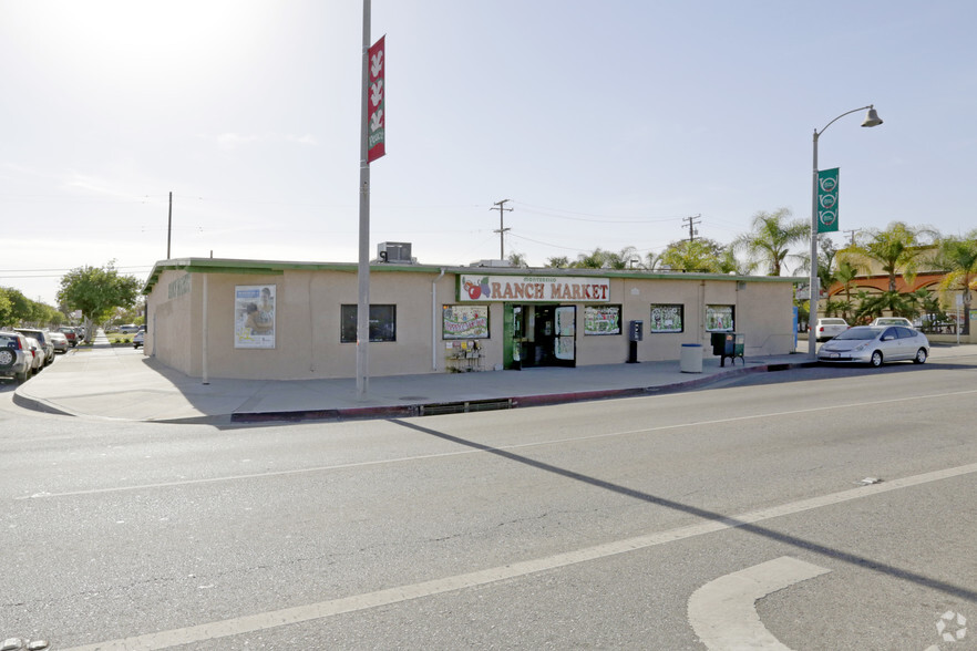 1801 W Whittier Blvd, Montebello, CA for lease - Primary Photo - Image 1 of 20