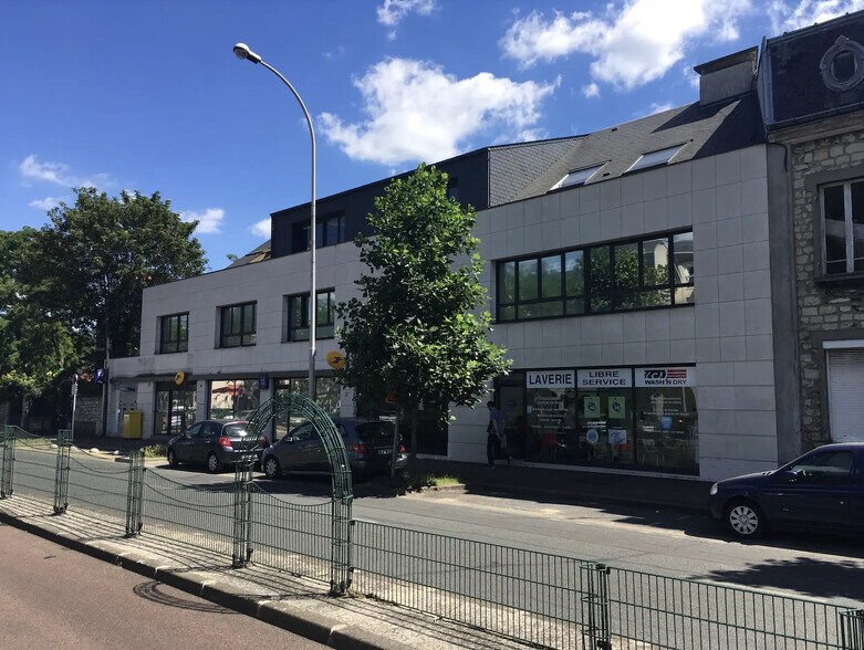 59 Rue Du Pont De Créteil, Saint-Maur-des-Fossés à louer - Photo du bâtiment - Image 1 de 6