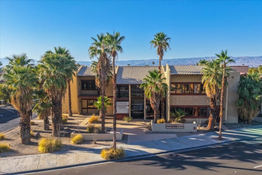 74090 El Paseo, Palm Desert, CA for sale - Building Photo - Image 1 of 29