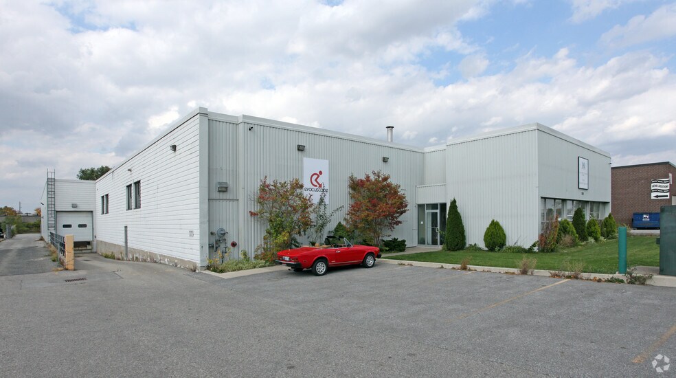 150 Steeprock Dr, Toronto, ON à vendre - Photo principale - Image 1 de 1