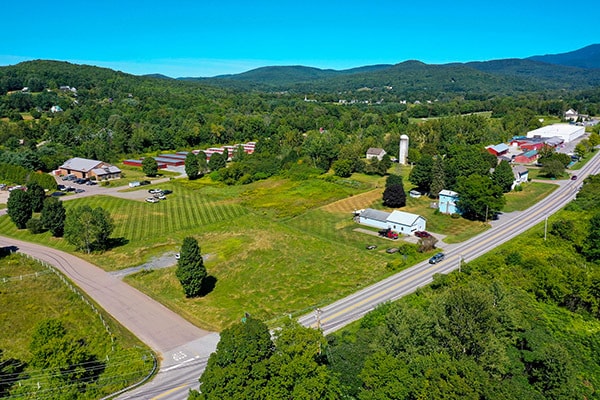 2 Main st, Jericho, VT à vendre - Photo du bâtiment - Image 3 de 7
