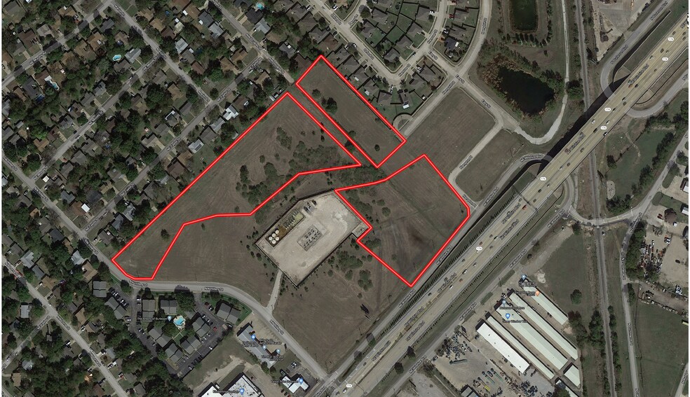 SW Wilshire & Hillery, Burleson, TX à vendre - Photo du bâtiment - Image 1 de 2