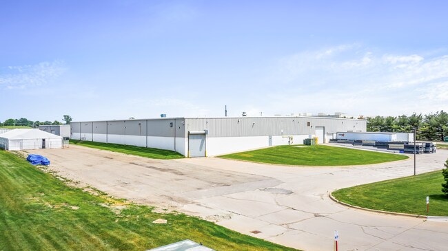 Plus de détails pour 205 E Walker Rd, Saint Johns, MI - Industriel à vendre