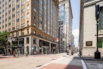 351-355 5th Ave, Pittsburgh, PA à louer Photo intérieure- Image 2 de 7