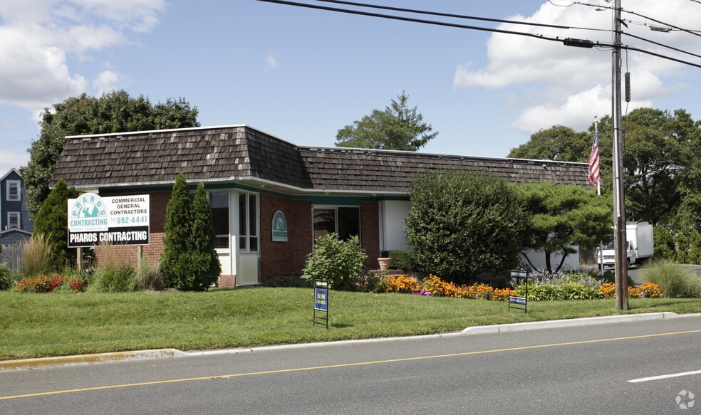 321 Hawthorne Ave, Point Pleasant Beach, NJ à louer - Photo du bâtiment - Image 2 de 2