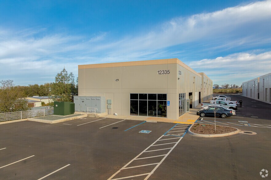 12335 Locksley Ln, Auburn, CA for sale - Building Photo - Image 2 of 8