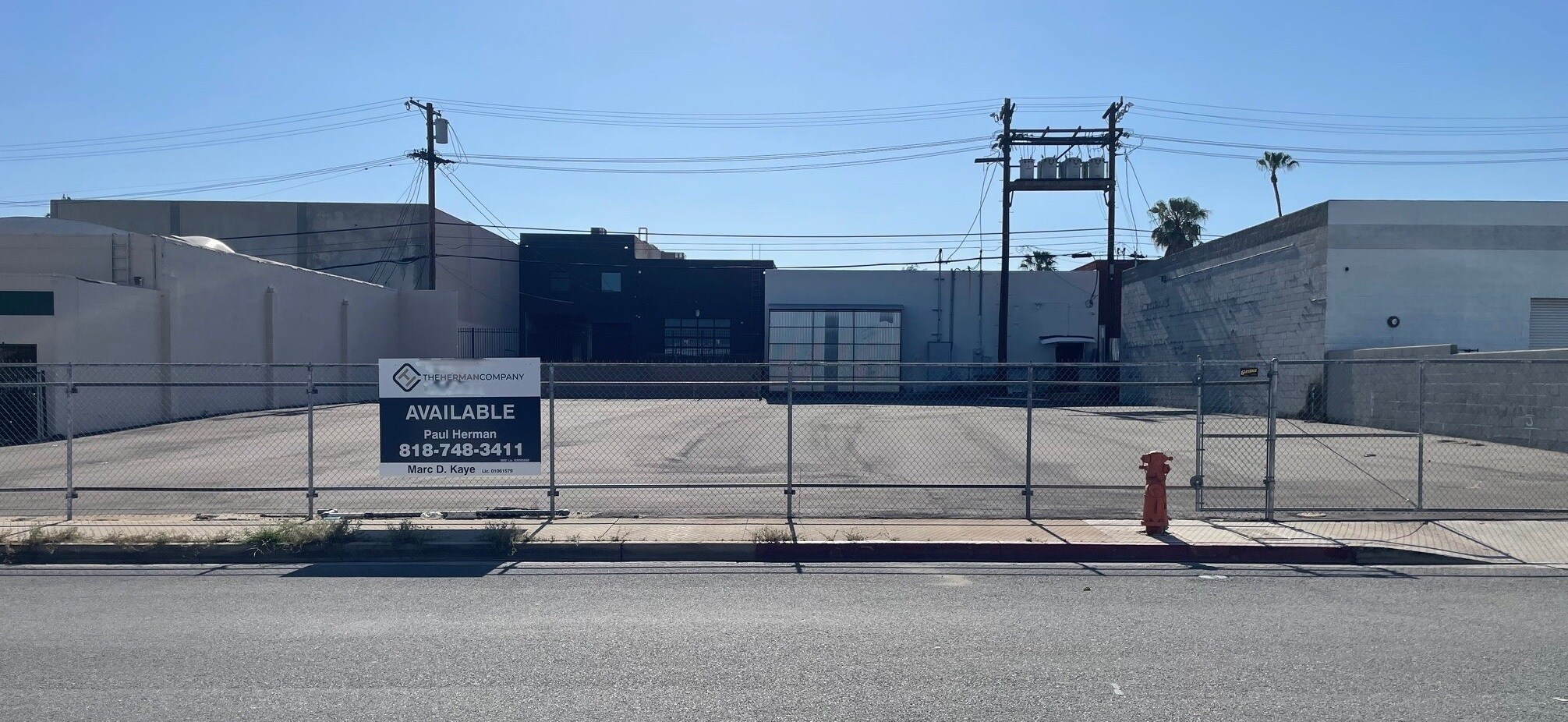 3059 N California St, Burbank, CA for lease Building Photo- Image 1 of 6