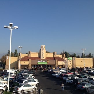 Plus de détails pour 128-300 W Base Line Rd, Rialto, CA - Commerce de détail à louer