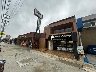 Plus de détails pour 22720 Ventura Blvd, Woodland Hills, CA - Commerce de détail à louer