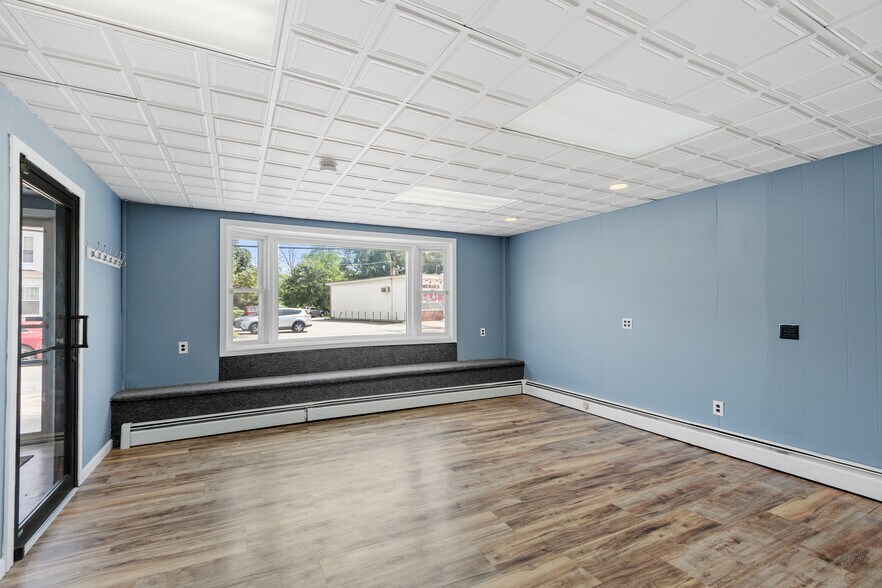 127-129 Lowell St, Methuen, MA à louer - Photo du bâtiment - Image 2 de 23