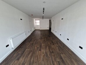 213 Seaview Rd, Wallasey for lease Interior Photo- Image 2 of 5
