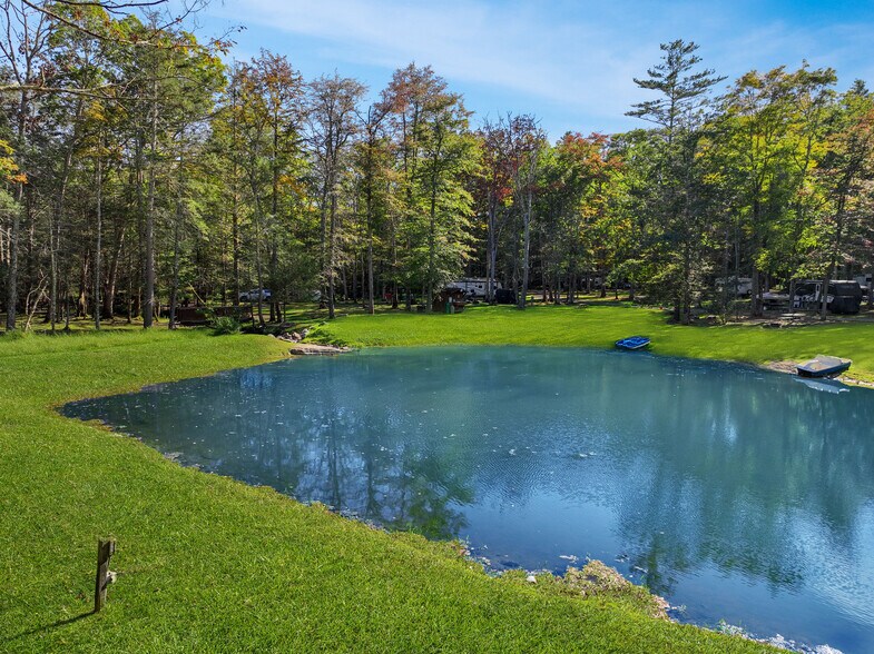 425 Woodland Rd, Accord, NY à vendre - Photo du bâtiment - Image 3 de 15