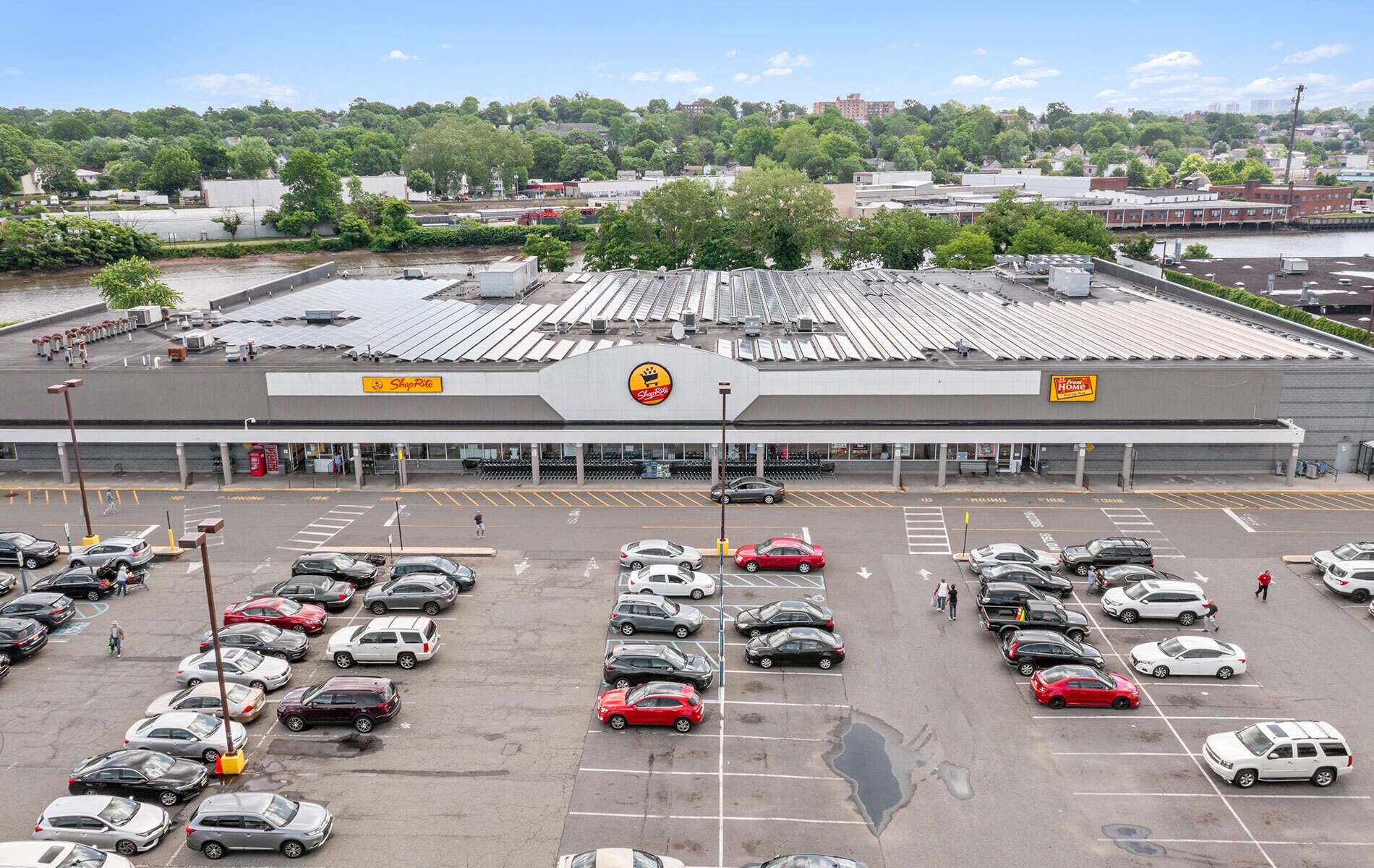 500 S River St, Hackensack, NJ à louer Photo du bâtiment- Image 1 de 11